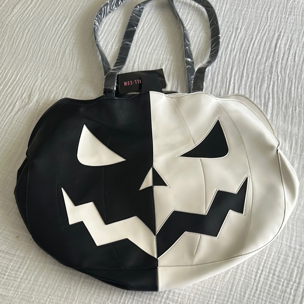 Dolls Kill Black & White Pumpkin Face Tote